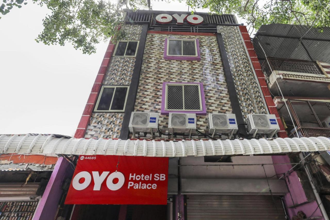 Oyo 45752 Hotel Sb Palace Godarpura Kültér fotó